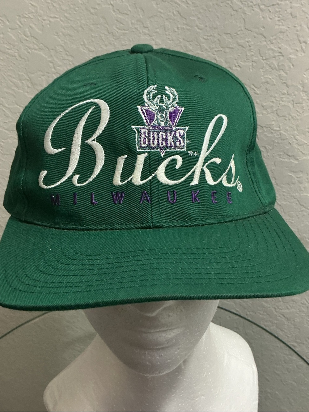 🏀 Vintage 90s Milwaukee Bucks Script Logo Snapback Hat NBA Green Purple